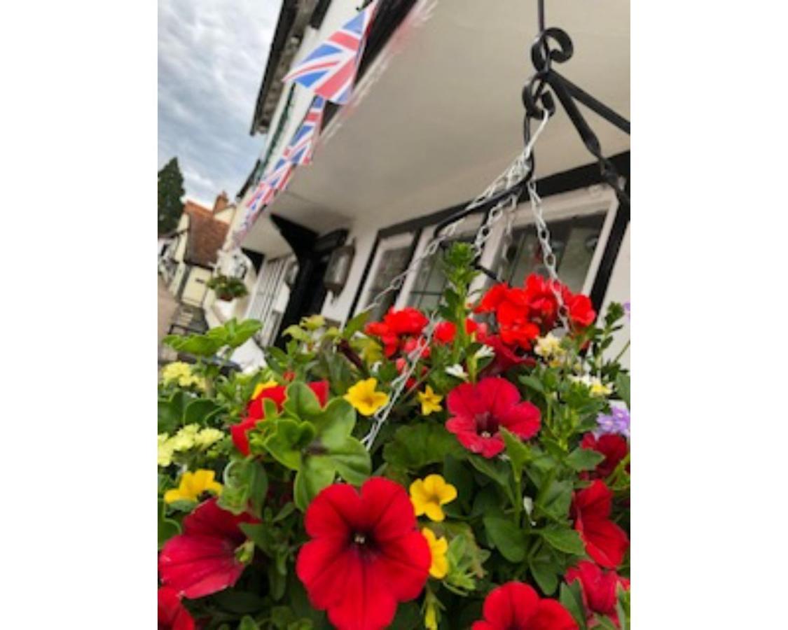 Stay And Relax At The Yew Tree Manuden Exteriör bild