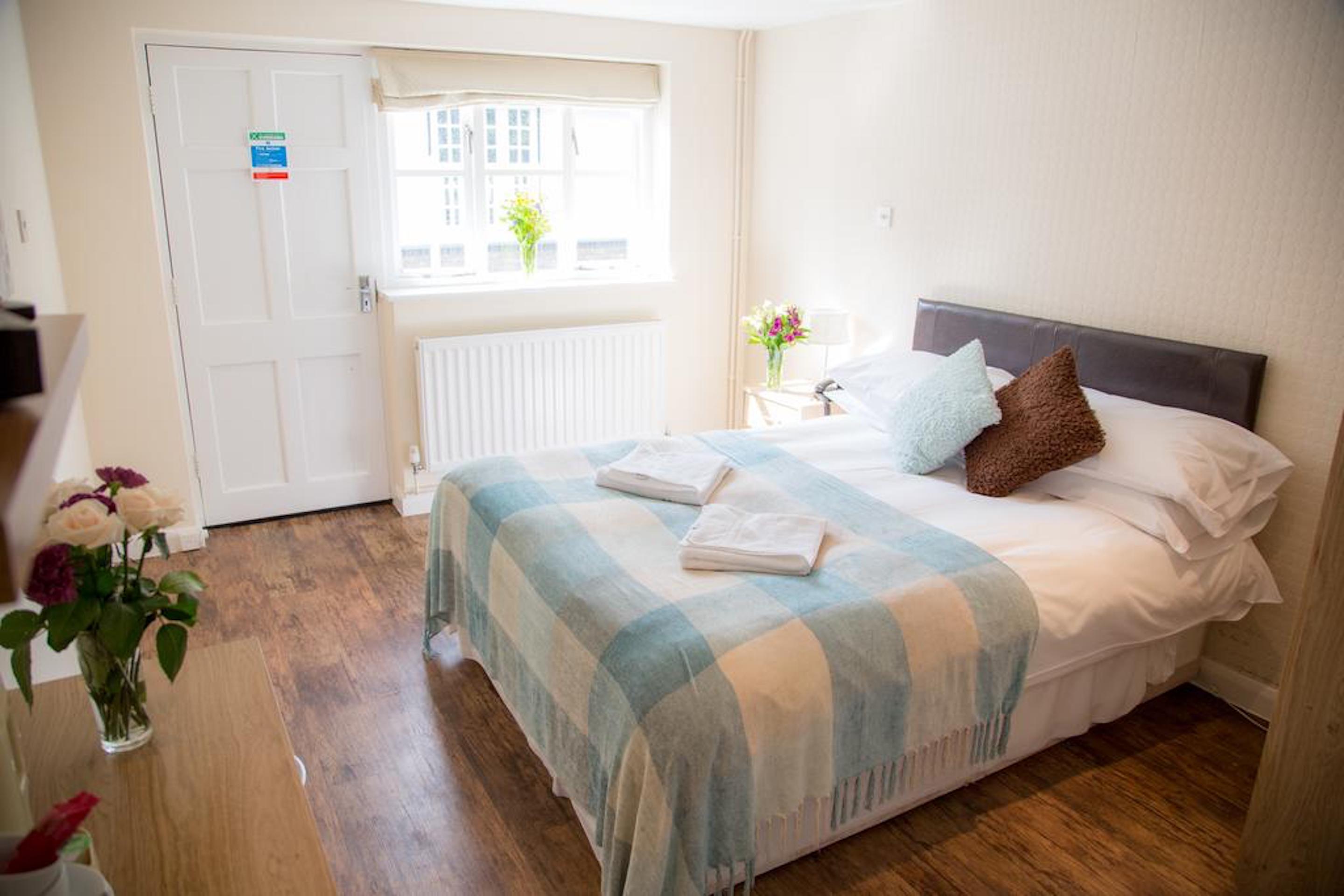 Stay And Relax At The Yew Tree Manuden Exteriör bild