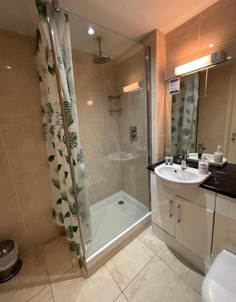 Stay And Relax At The Yew Tree Manuden Exteriör bild